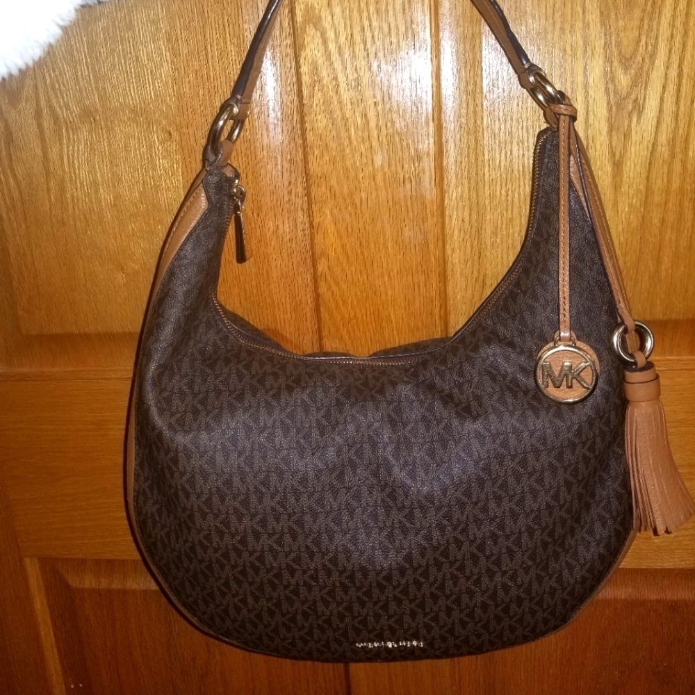 Michael Kors hobo bag